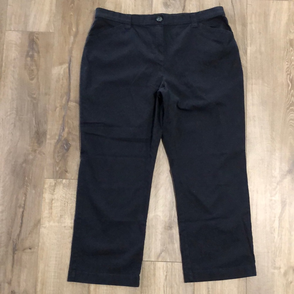 L.L. BEAN Classic Fit Crop Pants w/Stretch